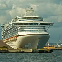 13 210 4 Ship