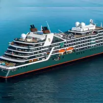 1571629 210 Ship