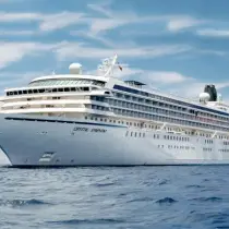1571967 210 Ship