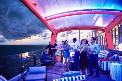 Bars & Lounges
