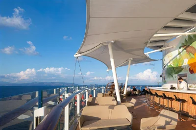Bars & Lounges