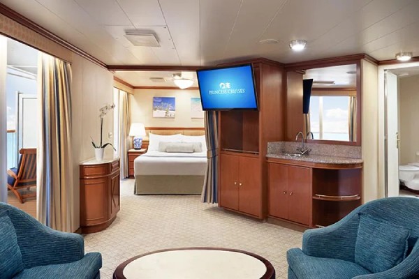 Category S5 - Suite
