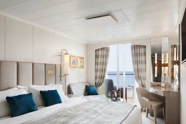 Example balcony cabin