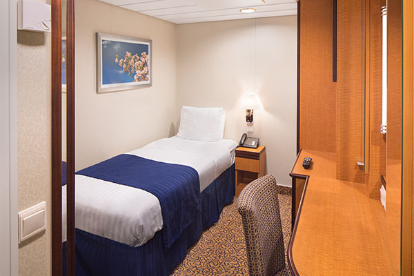Category 2W Stateroom