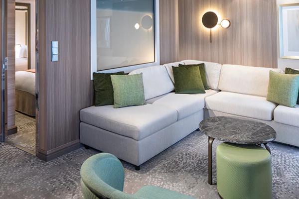 Example suite cabin: Celebrity Suite