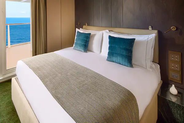 Example suite cabin
