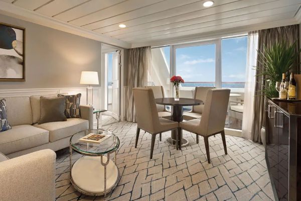 Example suite cabin