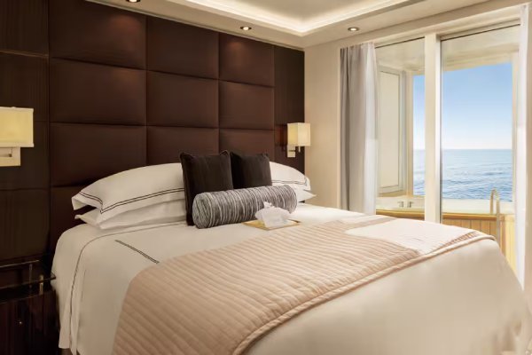 Example suite cabin