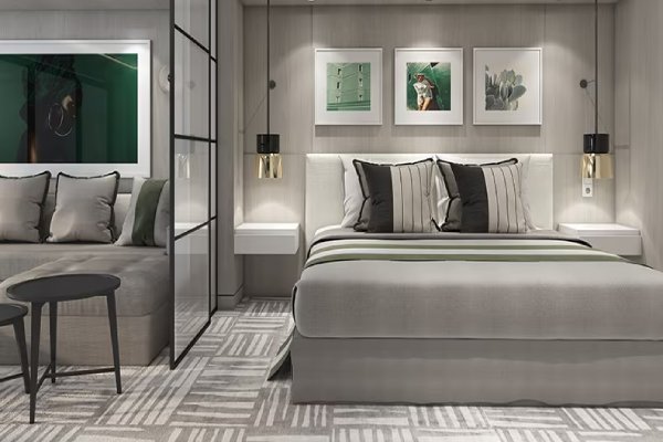 Example suite cabin: Celebrity Suite