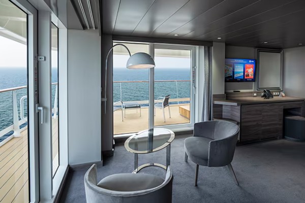 Example suite cabin