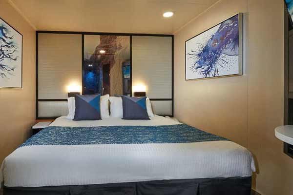 Norwegian Pearl Oct 4: Europe, Greek Isles & Venice Cruise